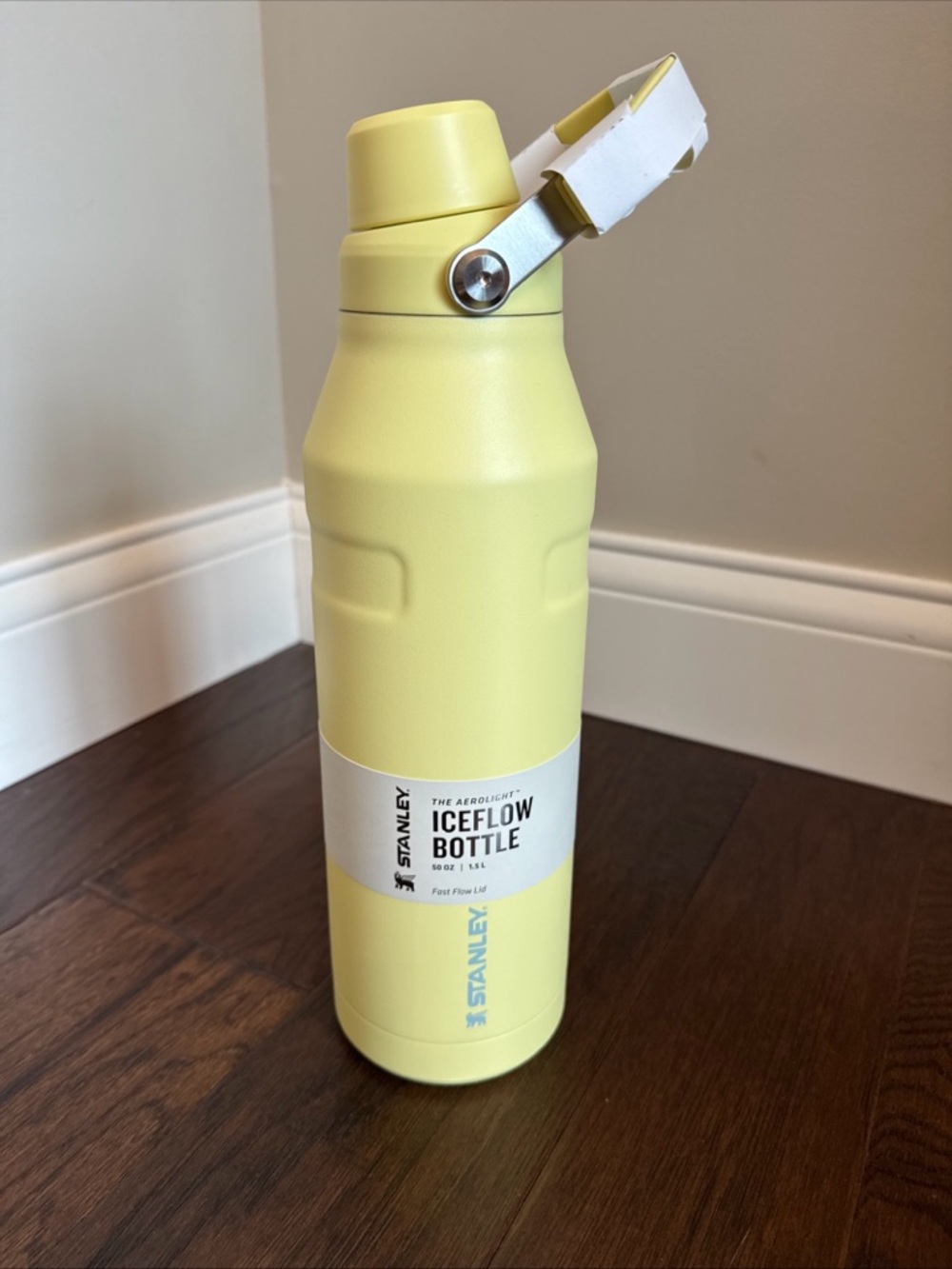 Stanley BIG 50 Oz Aerolight Iceflow Bottle With Fast Flow Lid In Pomelo NEW